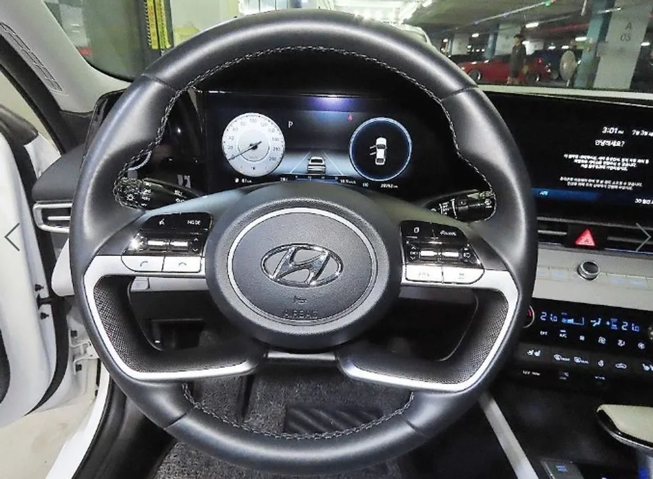 Hyundai AVANTE — фото 10