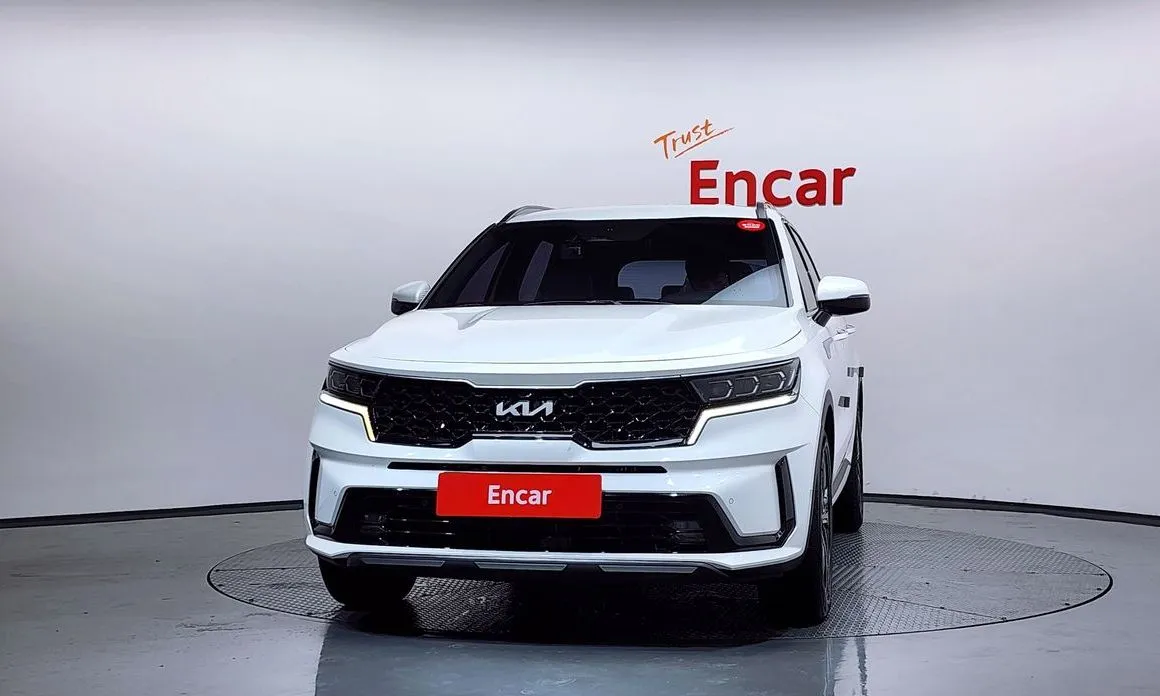 Kia Sorento — фото 7