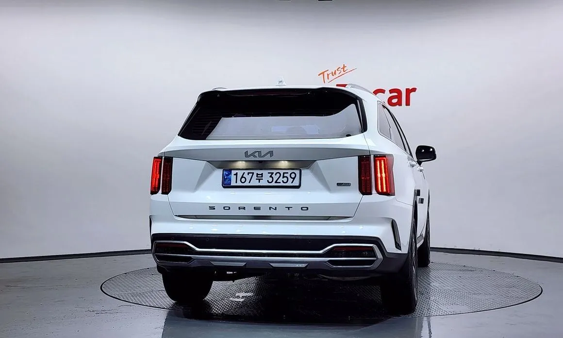 Kia Sorento — фото 4