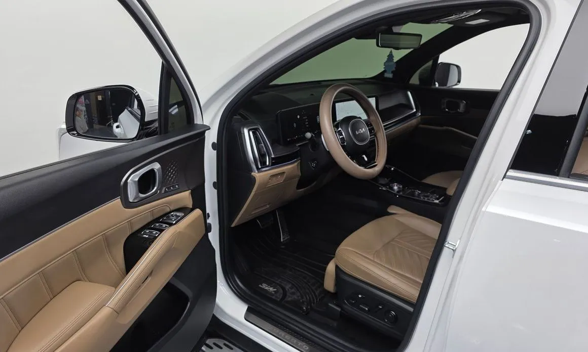 Kia Sorento — фото 9