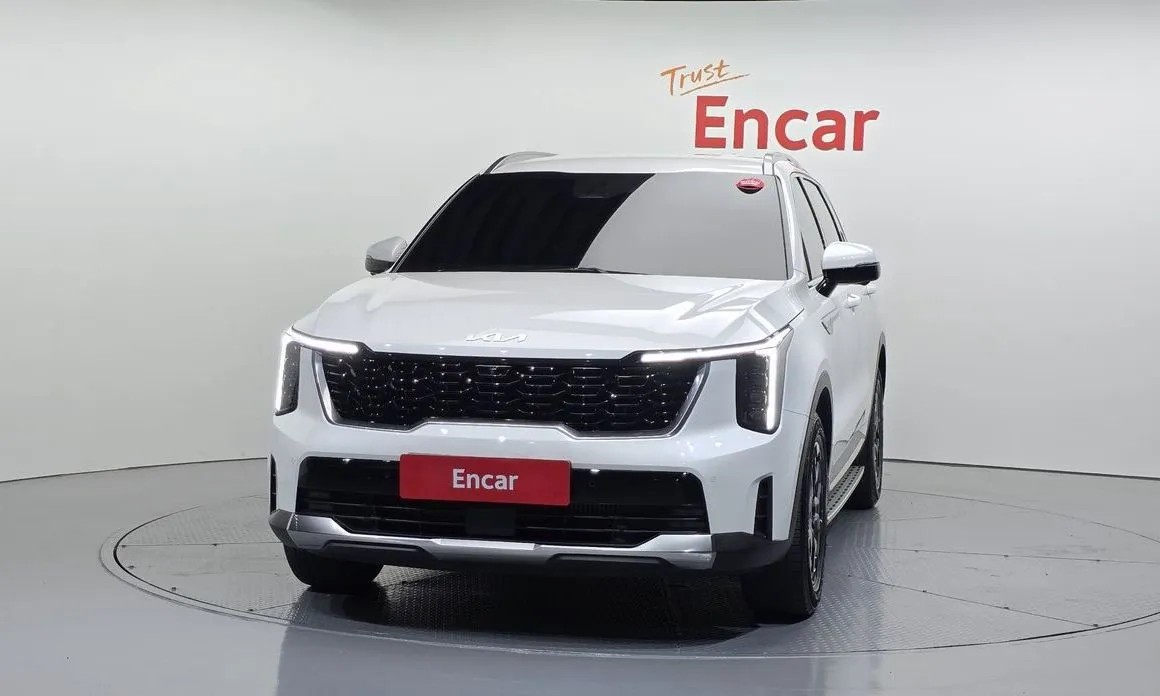 Kia Sorento — фото 7