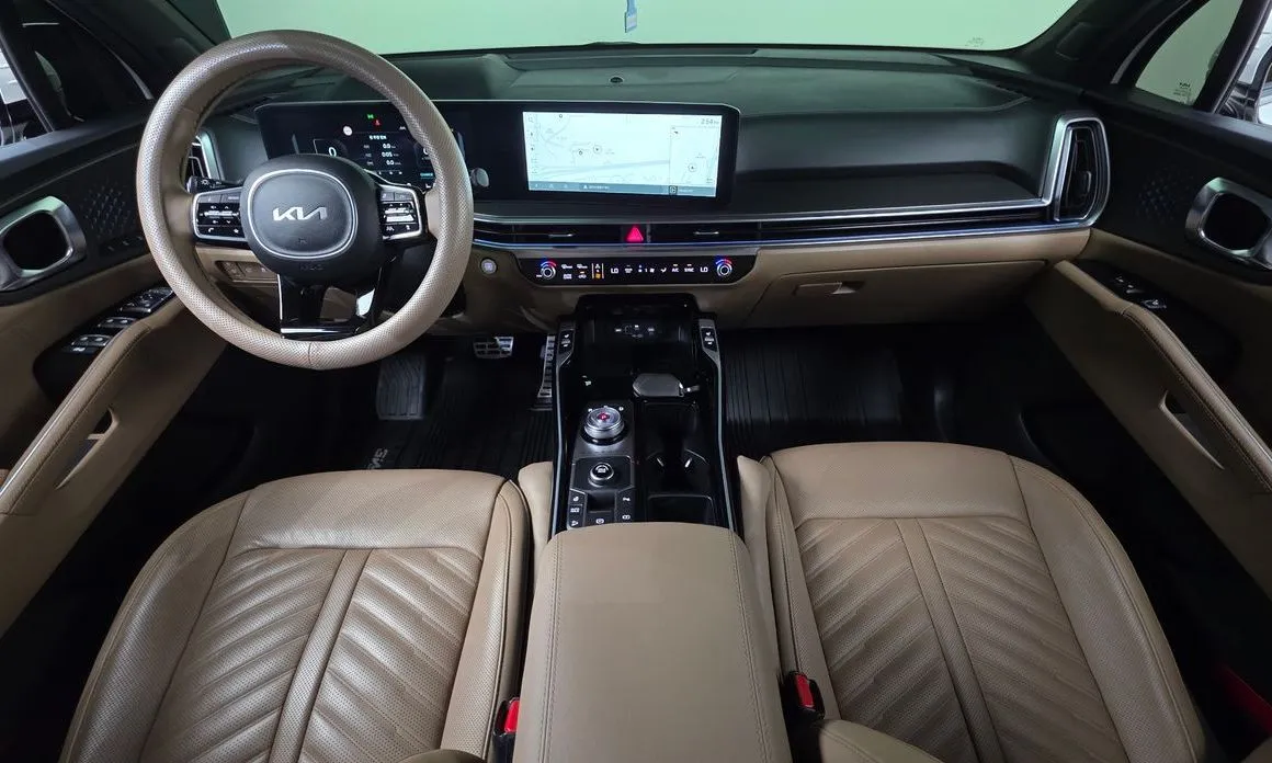 Kia Sorento — фото 10