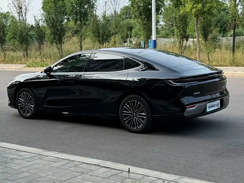 Geely Galaxy Xingyao 8 2026 из CN, фото 9