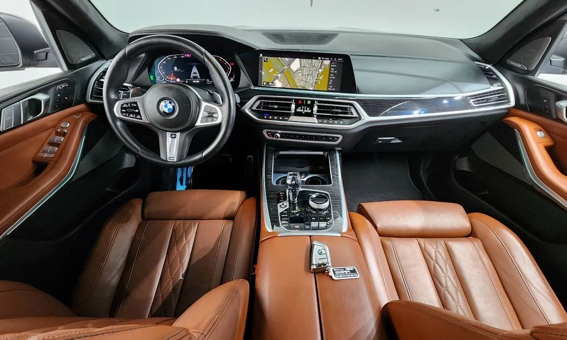 BMW X7 — фото 9