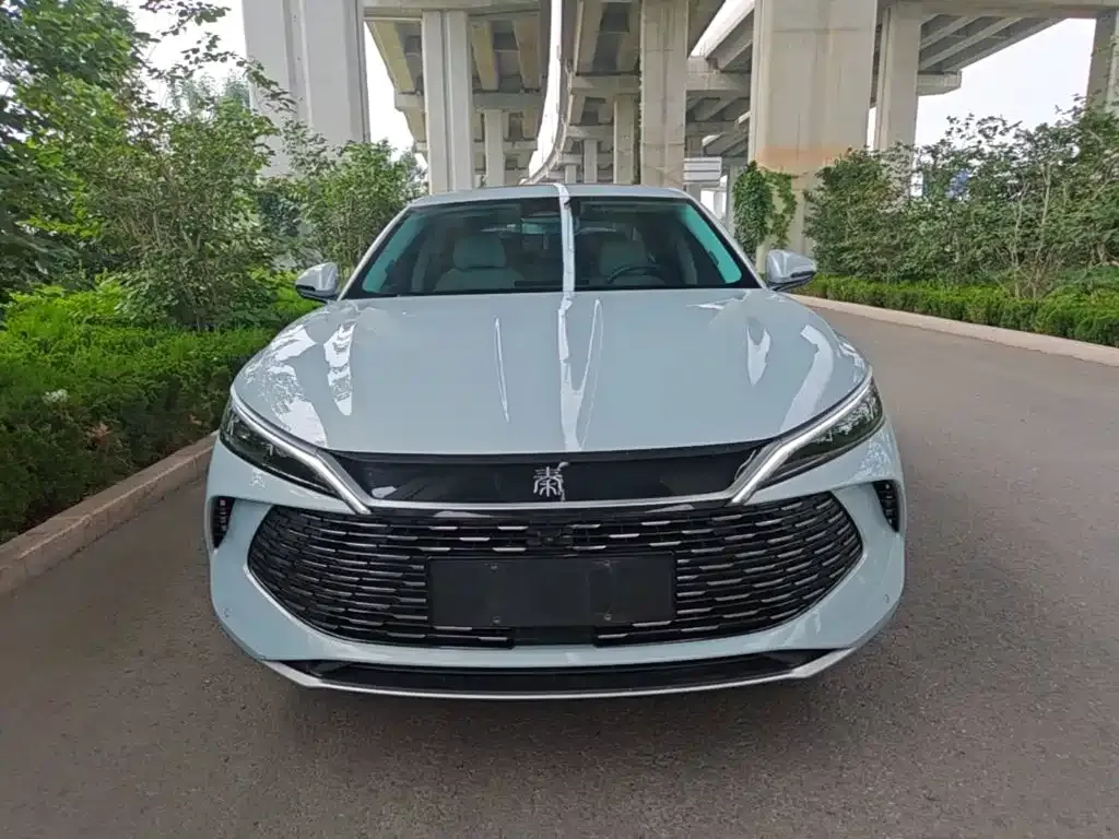 BYD Qin L — фото 10