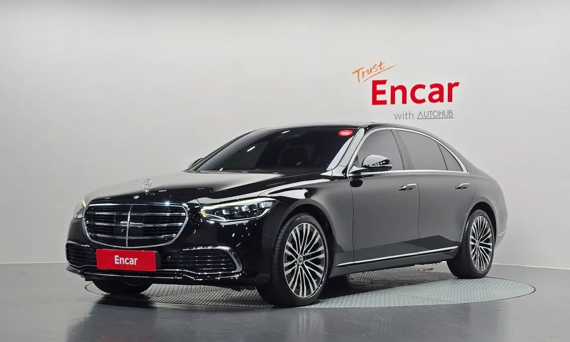 Mercedes-Benz S-Class — фото 1