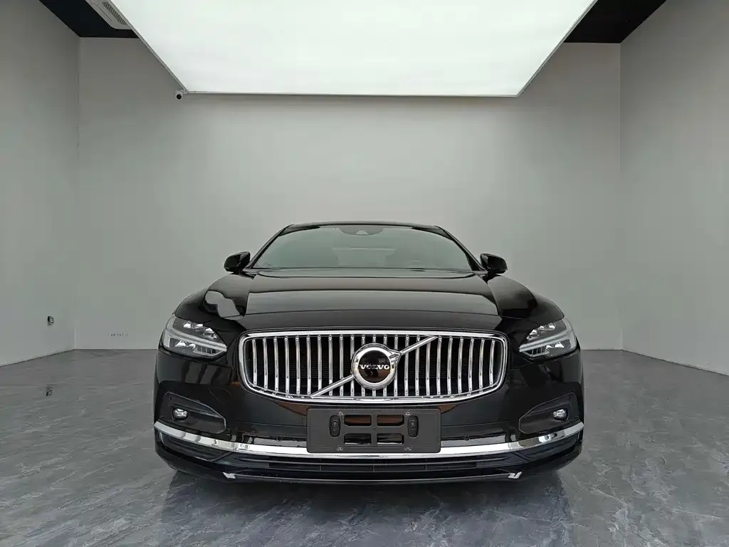 Volvo S90 — фото 5