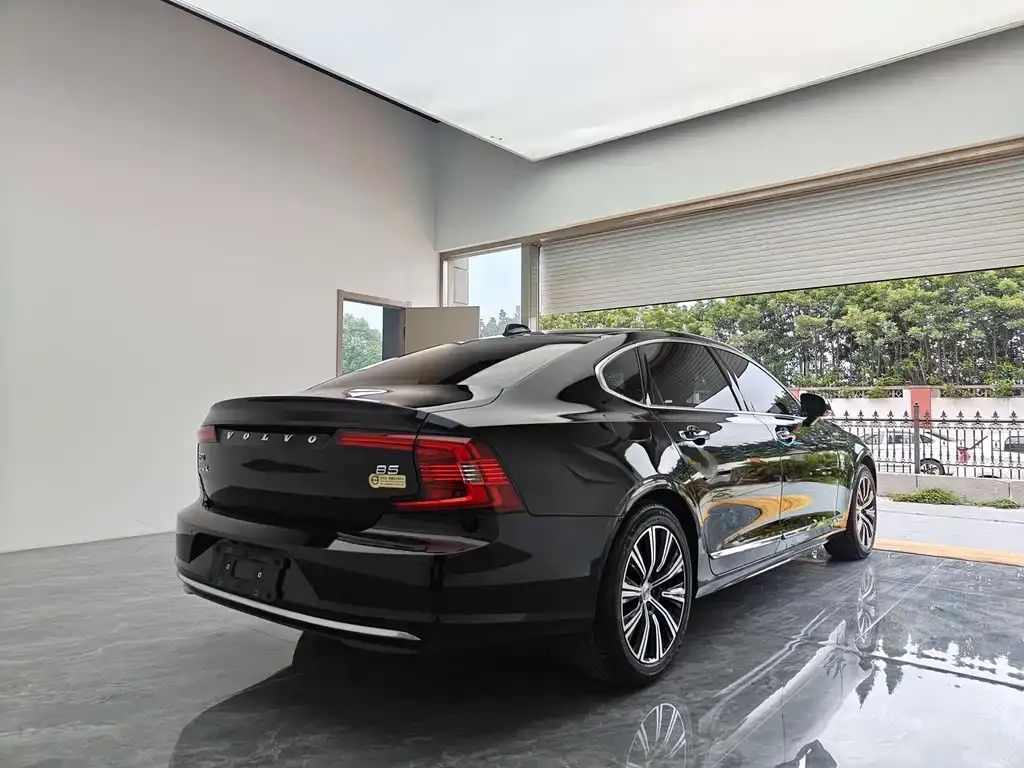 Volvo S90 — фото 2