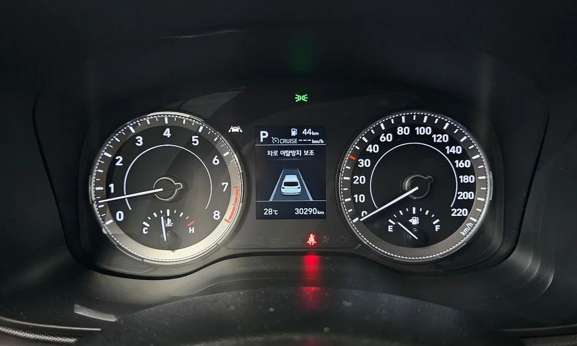 Hyundai Venue — фото 2