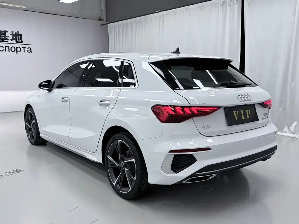 Audi A3 — фото 2