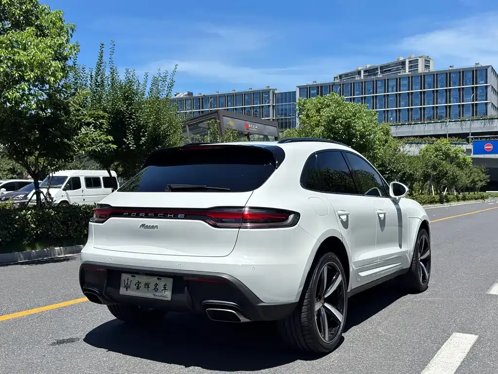 Porsche Macan — фото 6