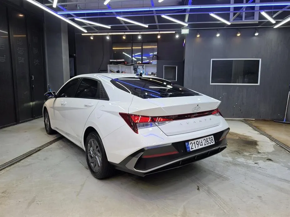 Hyundai AVANTE — фото 4