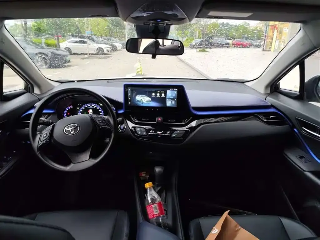 Toyota C-HR 2024 из CN, фото 2