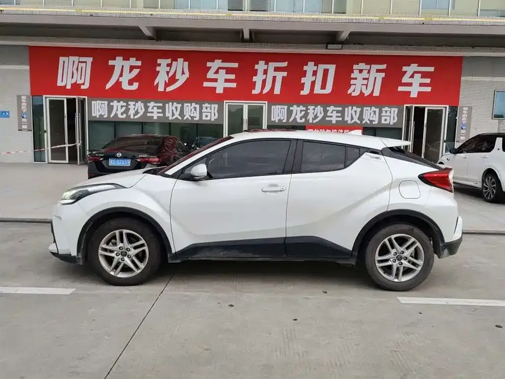 Toyota C-HR 2024 из CN, фото 7