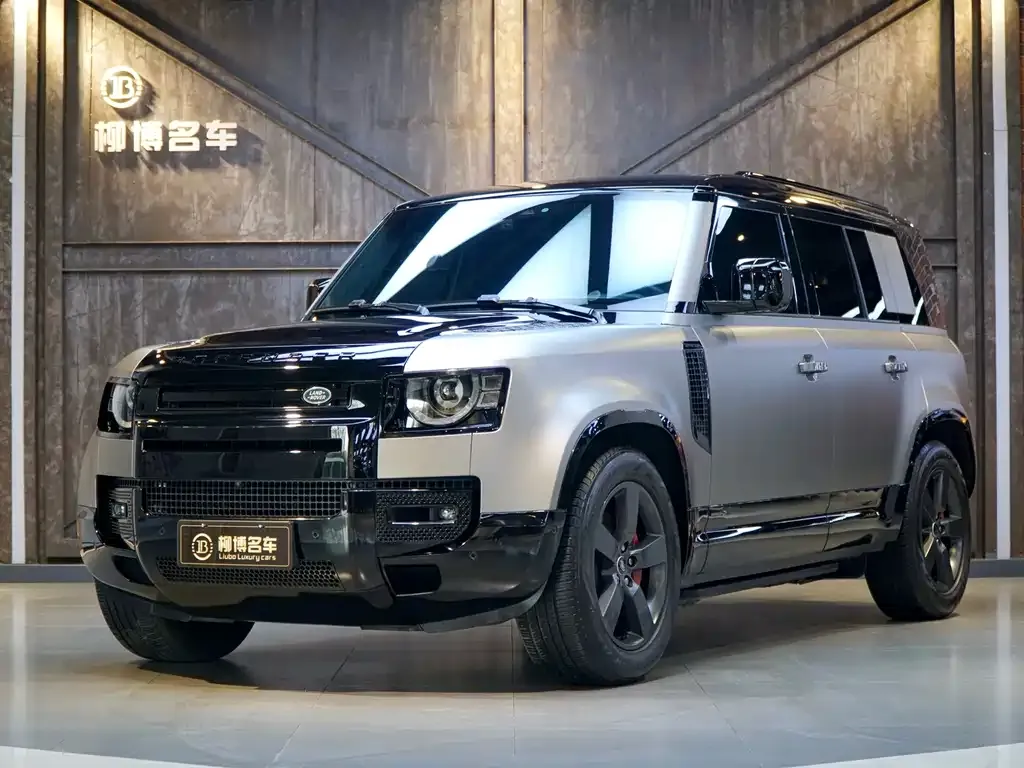 Land Rover Defender — фото 1