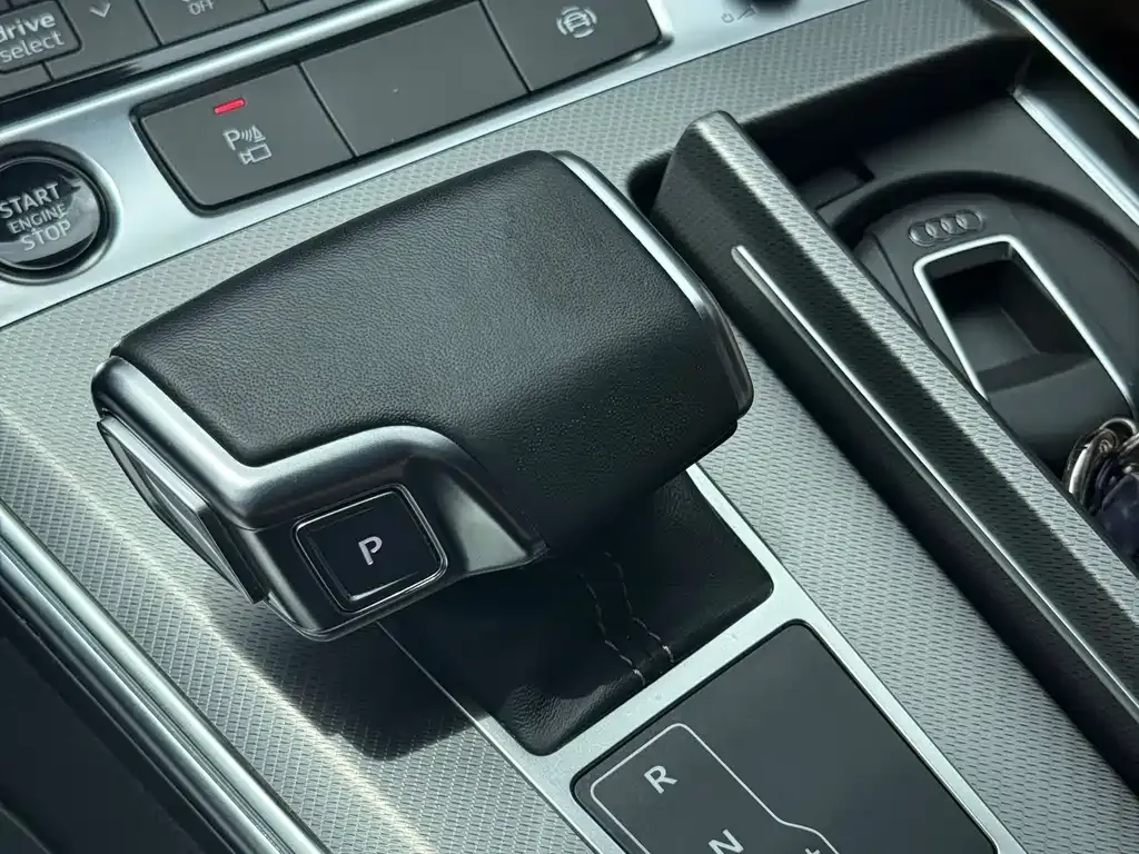 Audi A7L — фото 4