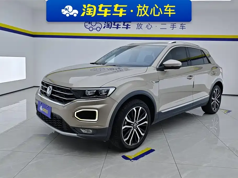 Volkswagen T-Roc — фото 1