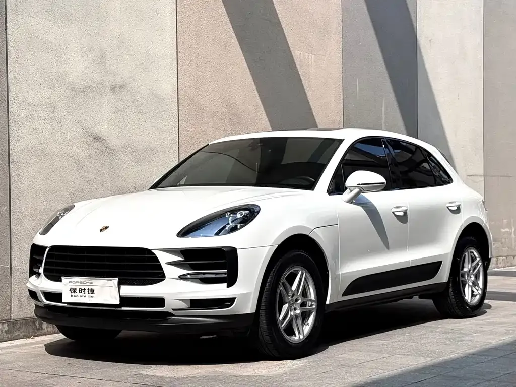 Porsche Macan — фото 1