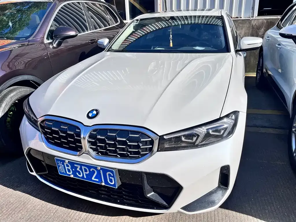 BMW 3 Series — фото 1