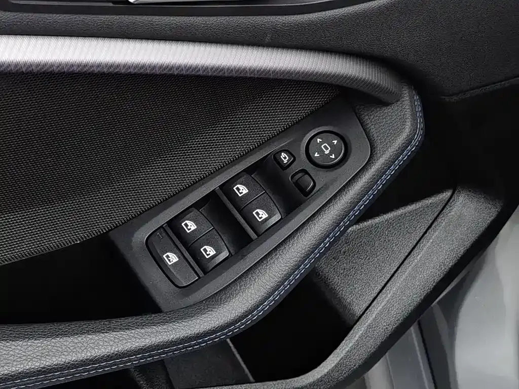 BMW 2 Series (Import) — фото 10