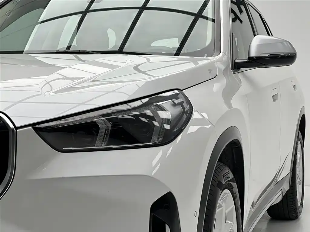 BMW X1 — фото 4
