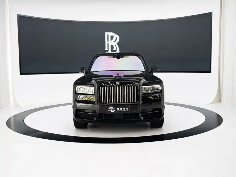 Rolls-Royce Cullinan — фото 9