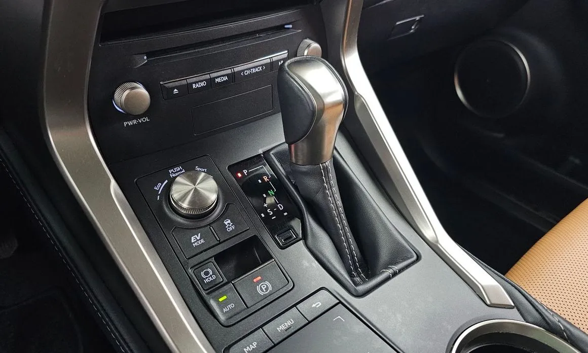 Lexus NX 2021 из KR, фото 7