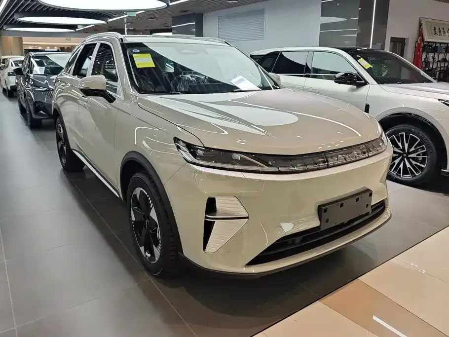 Haval Xiaolong MAX — фото 1
