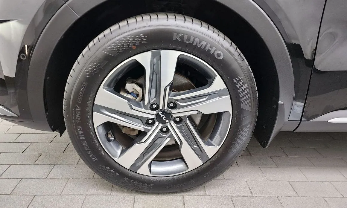 Kia Sorento — фото 8