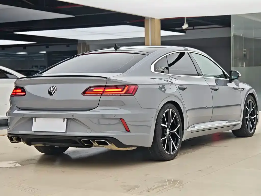 Volkswagen CC — фото 9