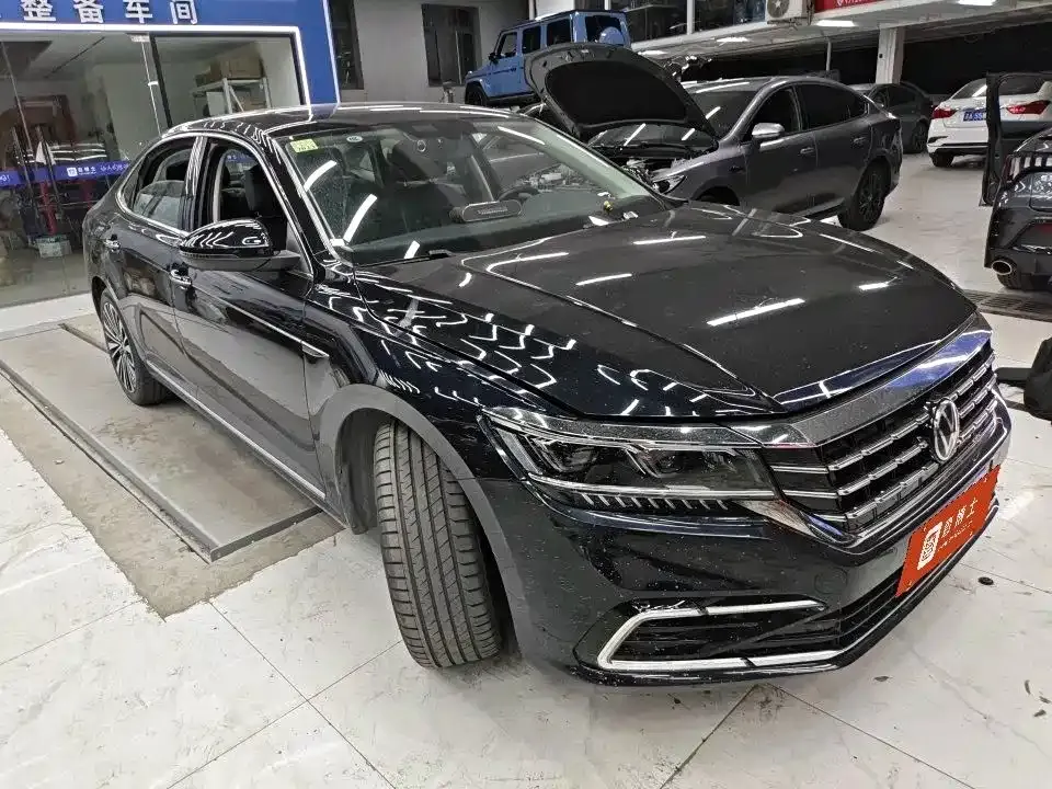 Volkswagen Passat — фото 4