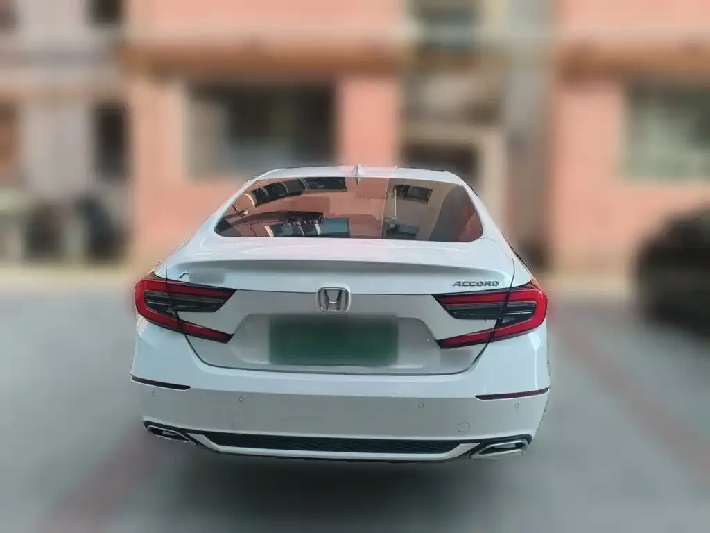 Honda Accord — фото 4