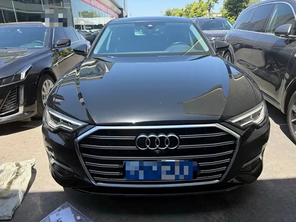 Audi A6L — фото 10