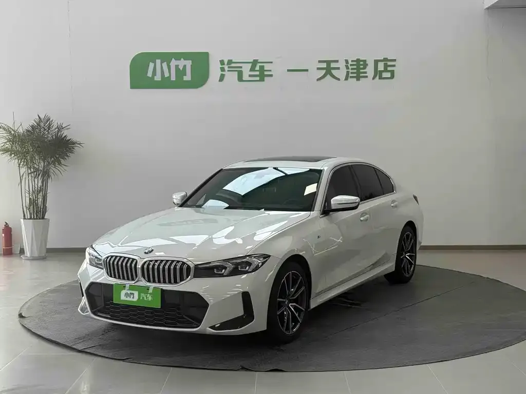BMW 3 Series — фото 1