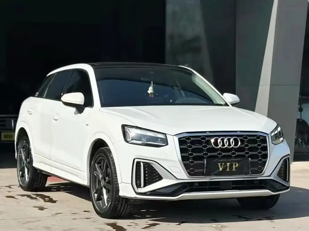 Audi Q2L 2023 из CN, фото 3