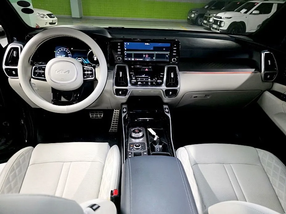 Kia Sorento — фото 5