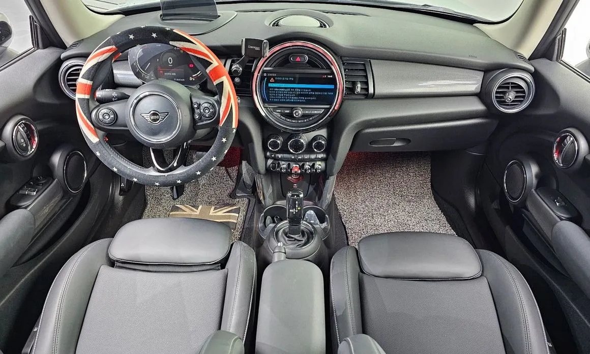 Mini Cooper 2021 из KR, фото 10