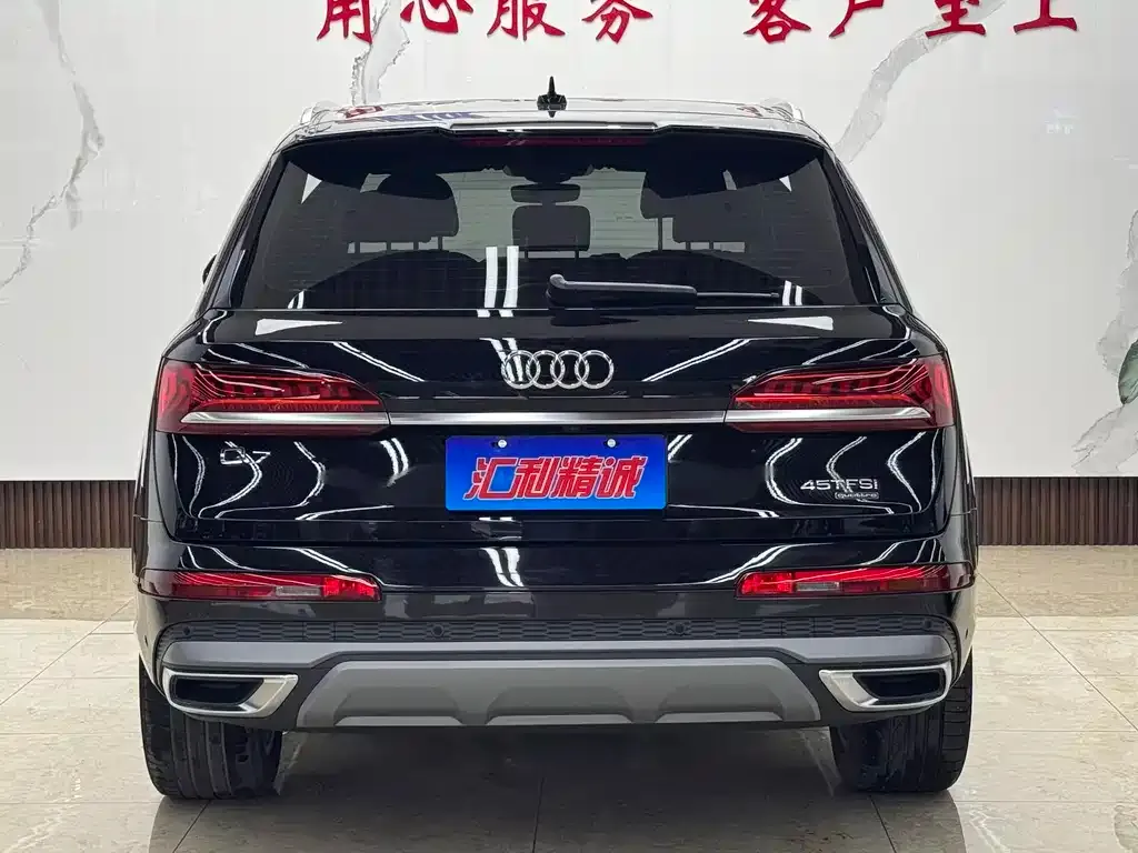 Audi Q7 — фото 3