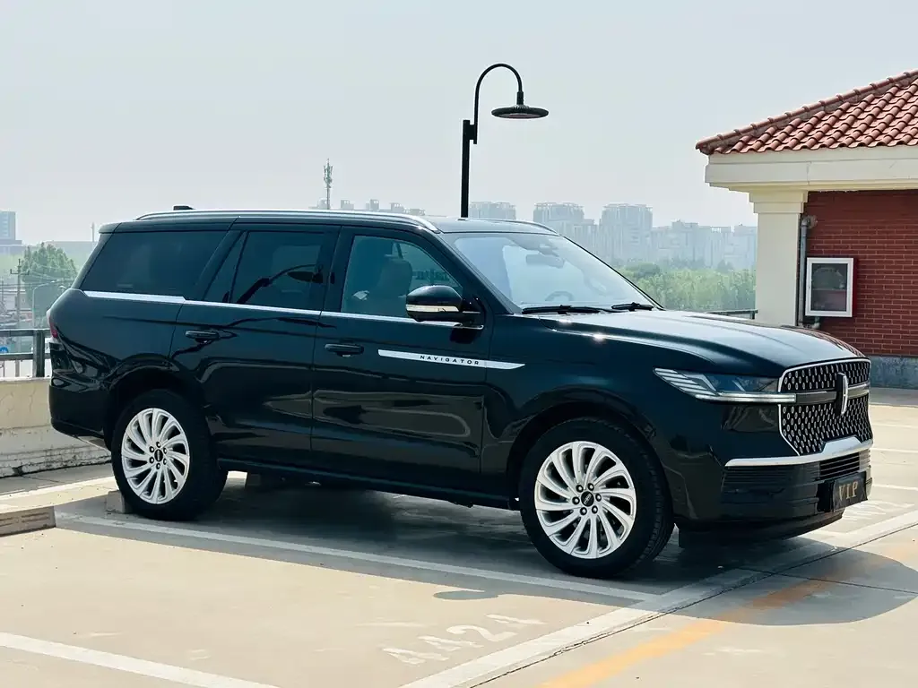 Lincoln Navigator — фото 4