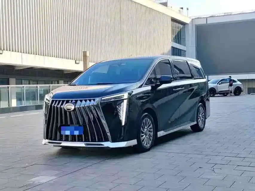 GAC Motor Trumpchi M8 — фото 1