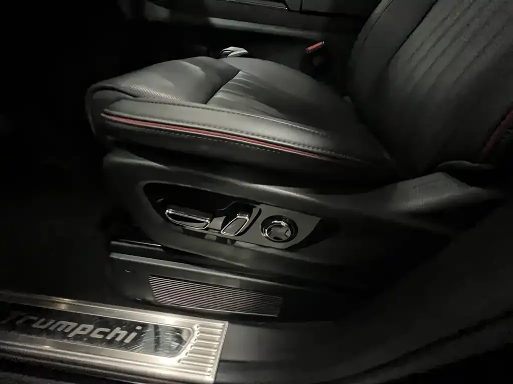 GAC Motor Trumpchi M8 — фото 3