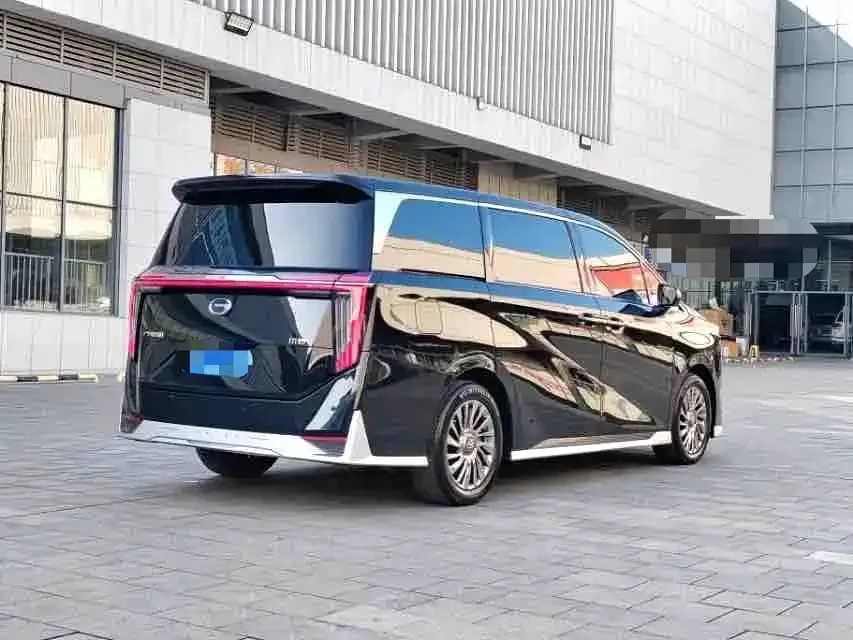 GAC Motor Trumpchi M8 — фото 8