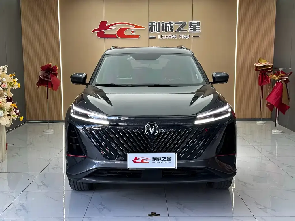 Changan CS75PLUS — фото 2