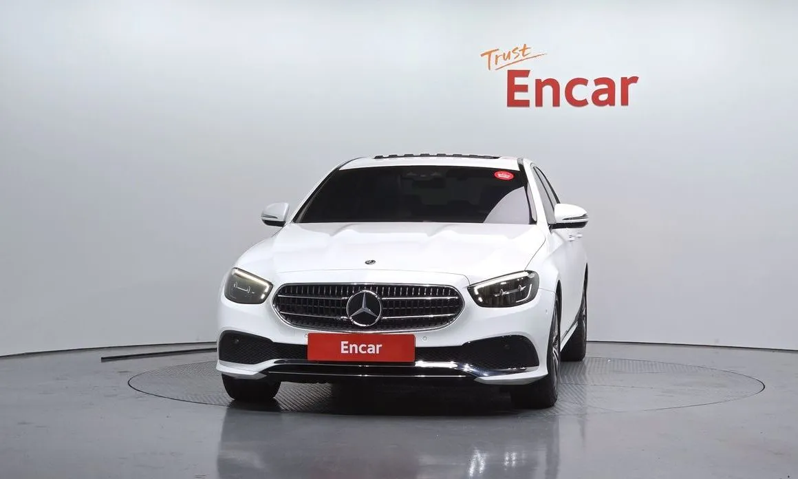 Mercedes-Benz E-Class 2021 из KR, фото 2