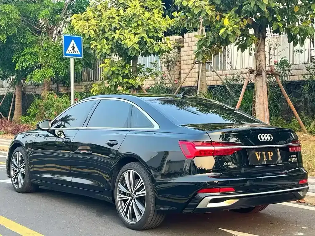 Audi A6L — фото 6