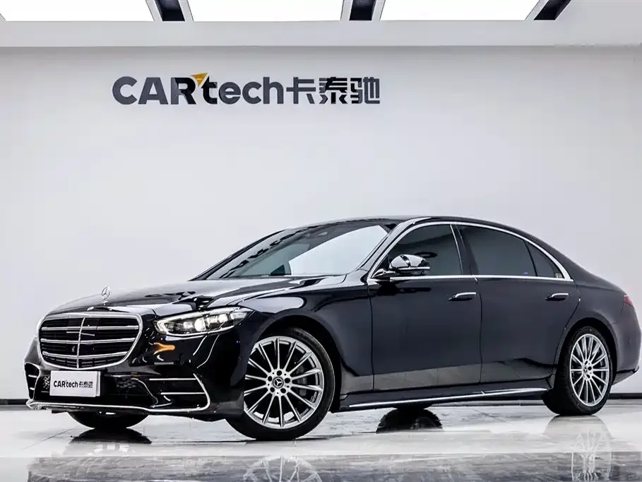 Mercedes-Benz S-Class — фото 1