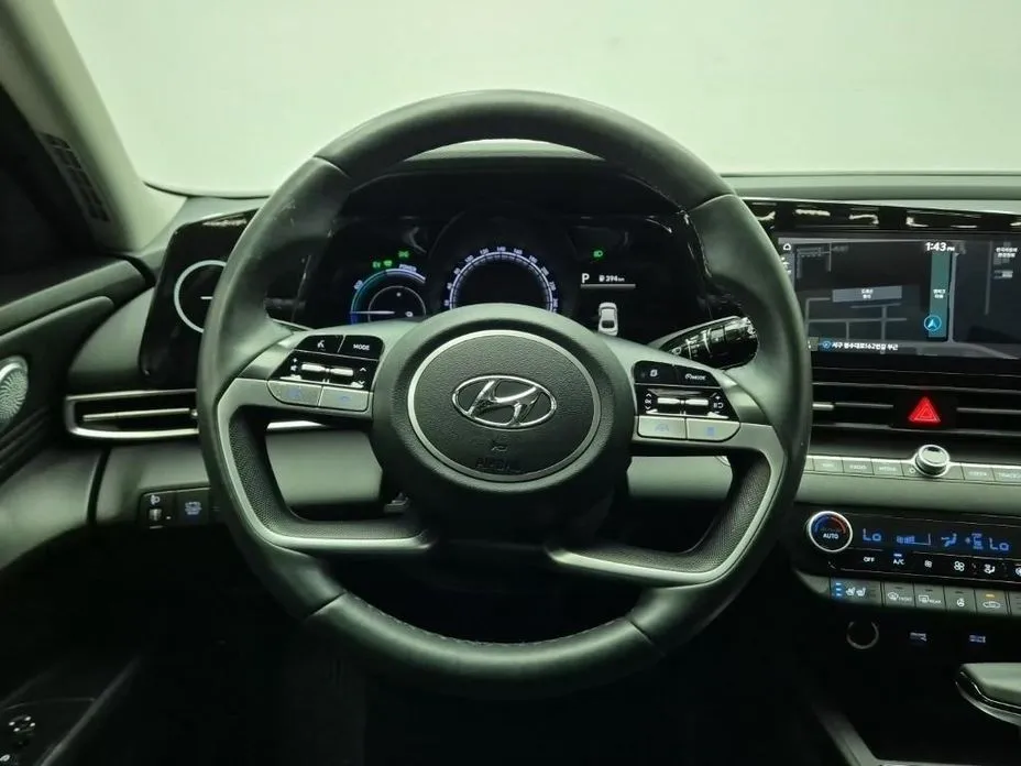 Hyundai AVANTE — фото 9