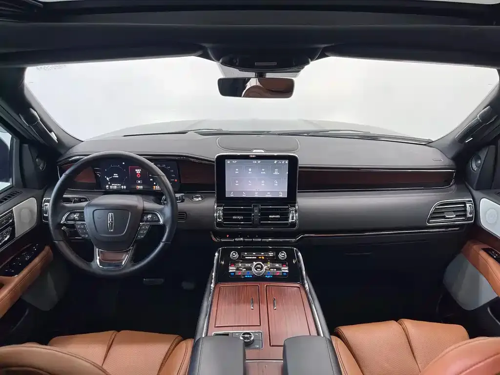 Lincoln Navigator — фото 9