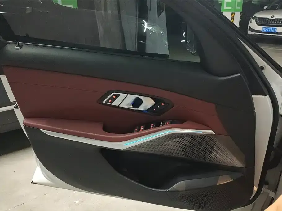 BMW i3 — фото 2