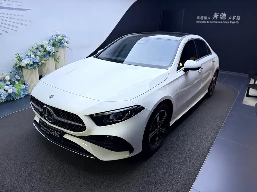 Mercedes-Benz A-Class — фото 1